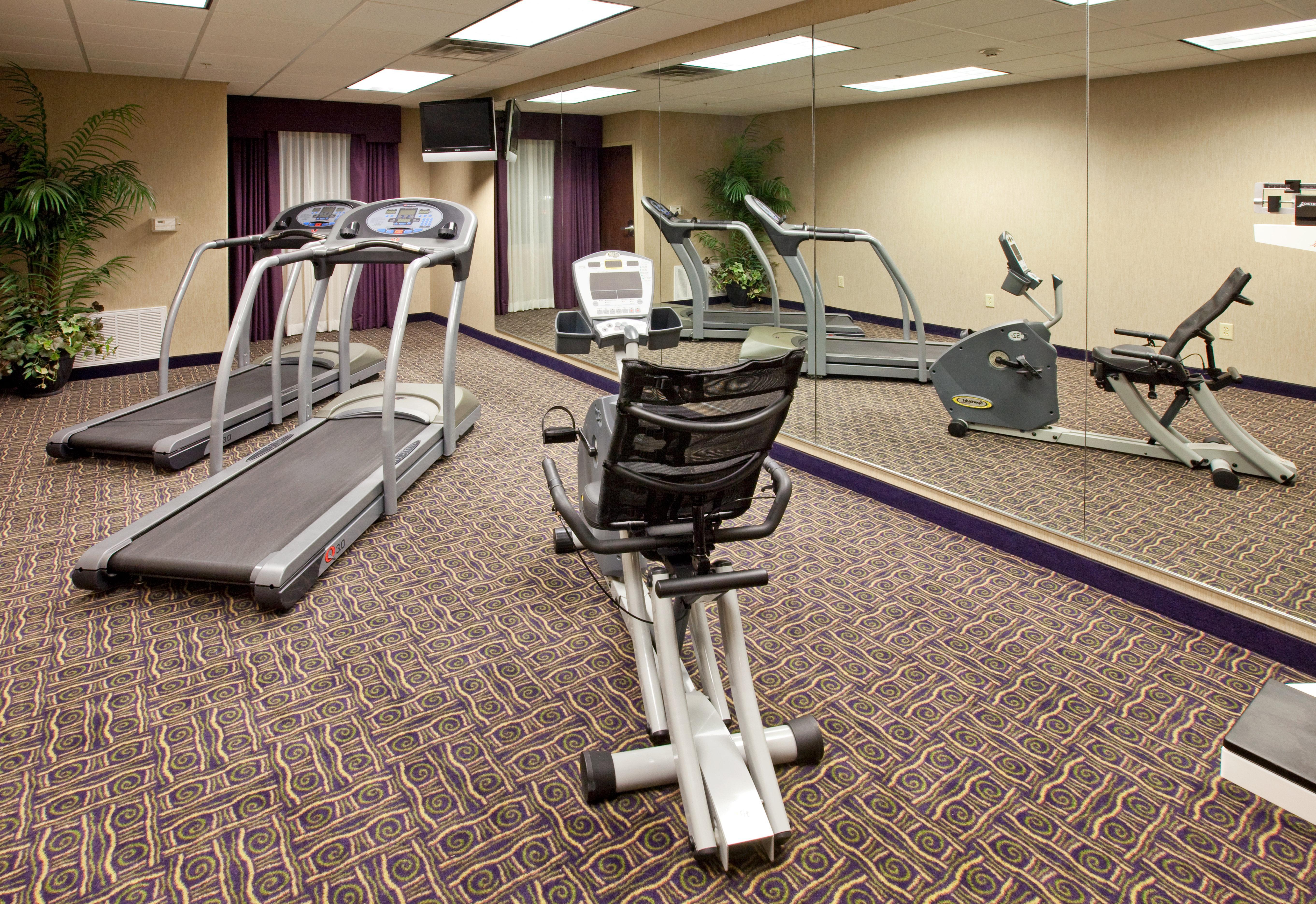 Holiday Inn Express Hotel And Suites Ada By Ihg Eksteriør billede
