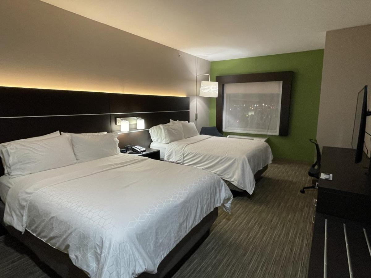 Holiday Inn Express Hotel And Suites Ada By Ihg Eksteriør billede
