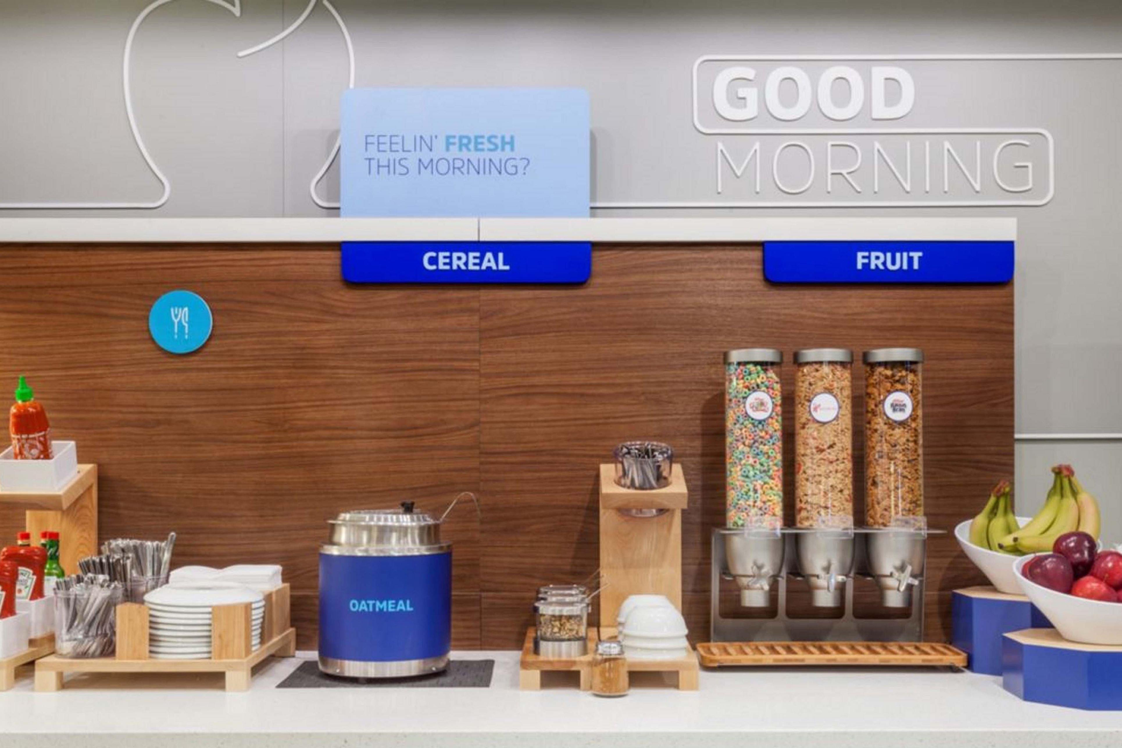 Holiday Inn Express Hotel And Suites Ada By Ihg Eksteriør billede